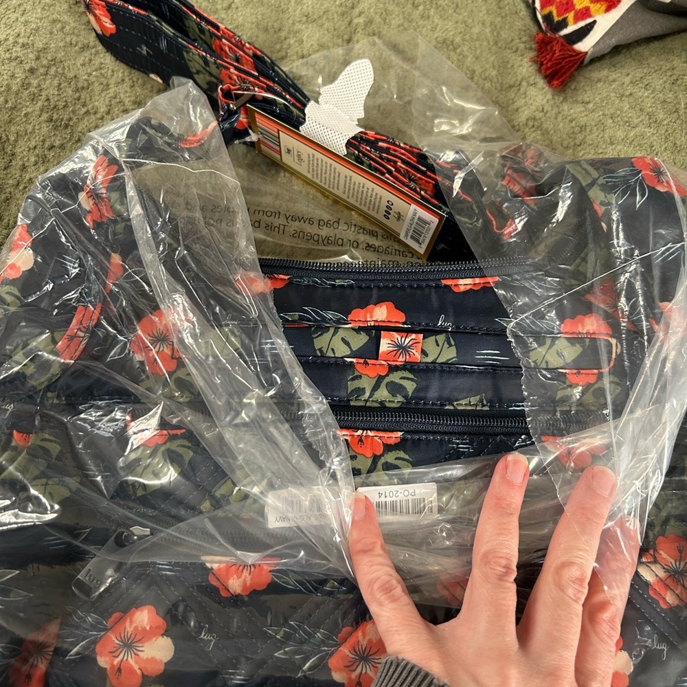 lug Navy Quilted Shoulder Bag with Coral Floral Print - Picture 3 of 4